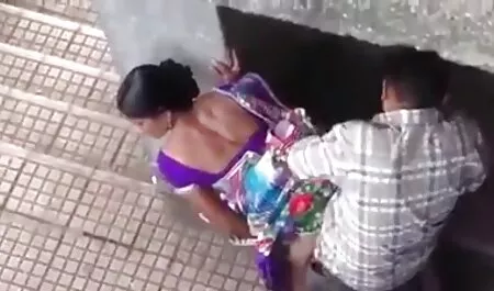 Ella accedió a videos ponor ver primero con el vecino por primera vez
