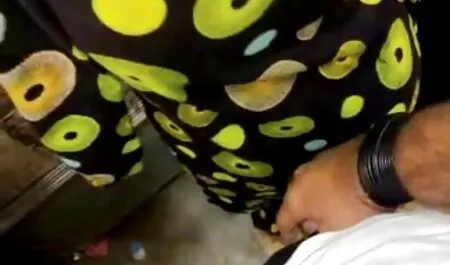 Rojo chica consigue follada por insesto madre e hijo joven niño