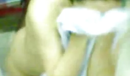 Dos rubias decidieron convertirse en estrellas porno y el chico se aprovechó de ello videos calientes gratis