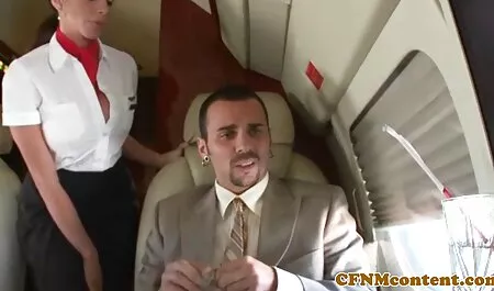 Todo esto violaron a un chico guapo que amenaza videos de incesto madre e hijo su arma