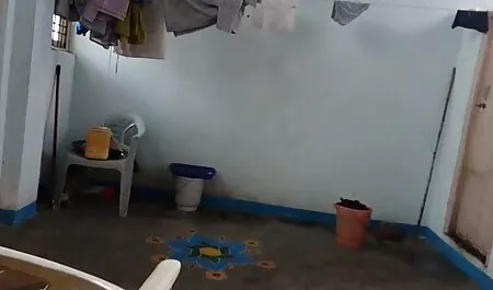 Contra la Voluntad videos de sexo en español tira de su lanzador hacia su casa y tiene a sí mismo pato