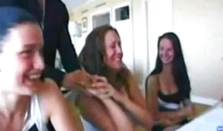 El colegialas folladas juego anal con la hermana rusa
