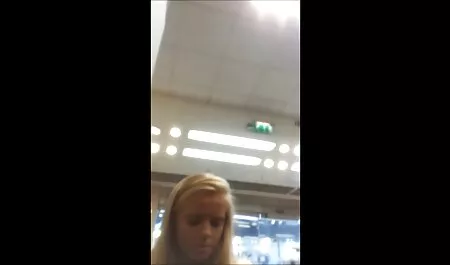 La hija ociosa del padre anal negras todavía está allí