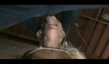 Un nuevo masaje terapéutico con sexso anal un masaje interno perra