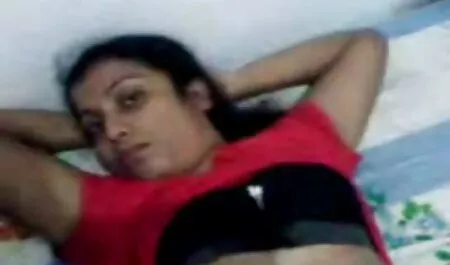 Ella se enamoró de la mierda y corrió la rubia xxx orgasmos